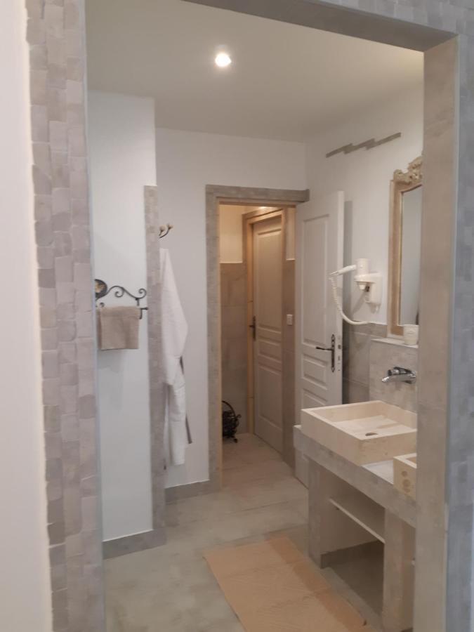 La Licorne Piscine Privee, Jacuzzi, Massages, Tennis, Golf A 9km Villa *
