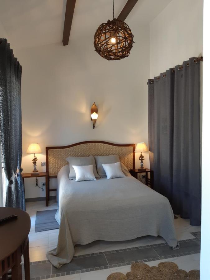 La Licorne Piscine Privee, Jacuzzi, Massages, Tennis, Golf A 9km Villa