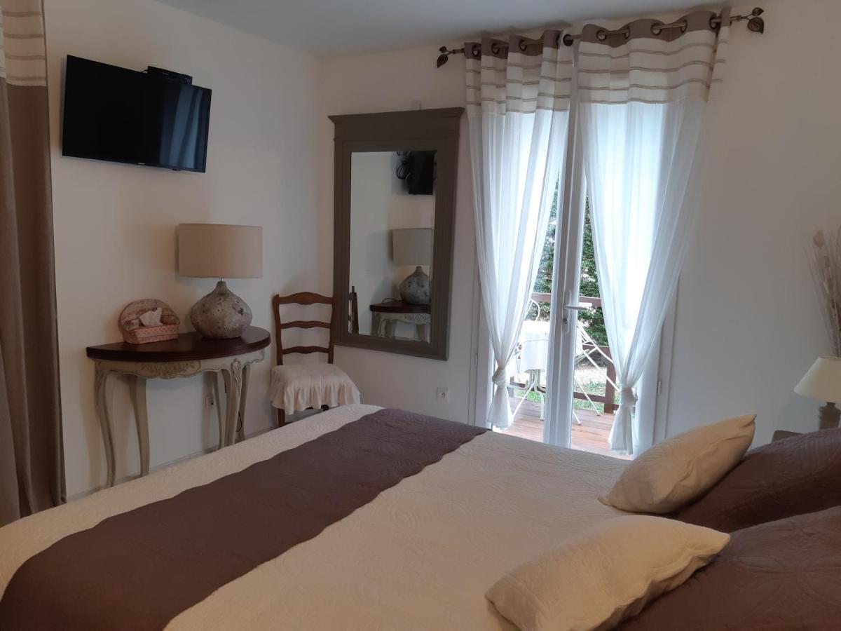La Licorne Piscine Privee, Jacuzzi, Massages, Tennis, Golf A 9km
